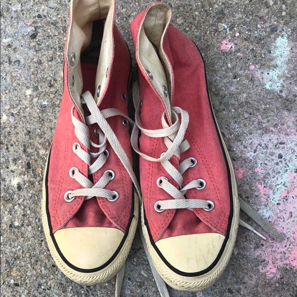 Coral Converse